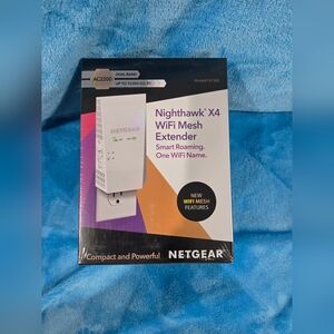 NETGEAR  NIGHTHAWK ×4 Wifi Mesh EXTENDER